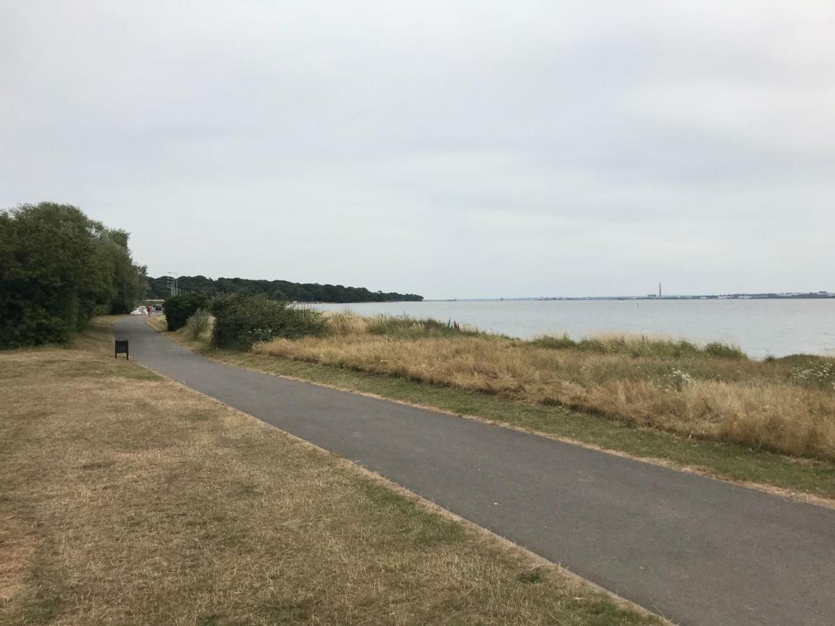 Weston Shore Southampton Exterior photo
